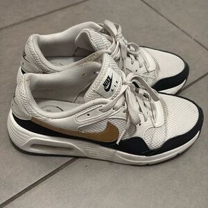 NIKE AIR | white gold and navy, women’s size 8 shoes